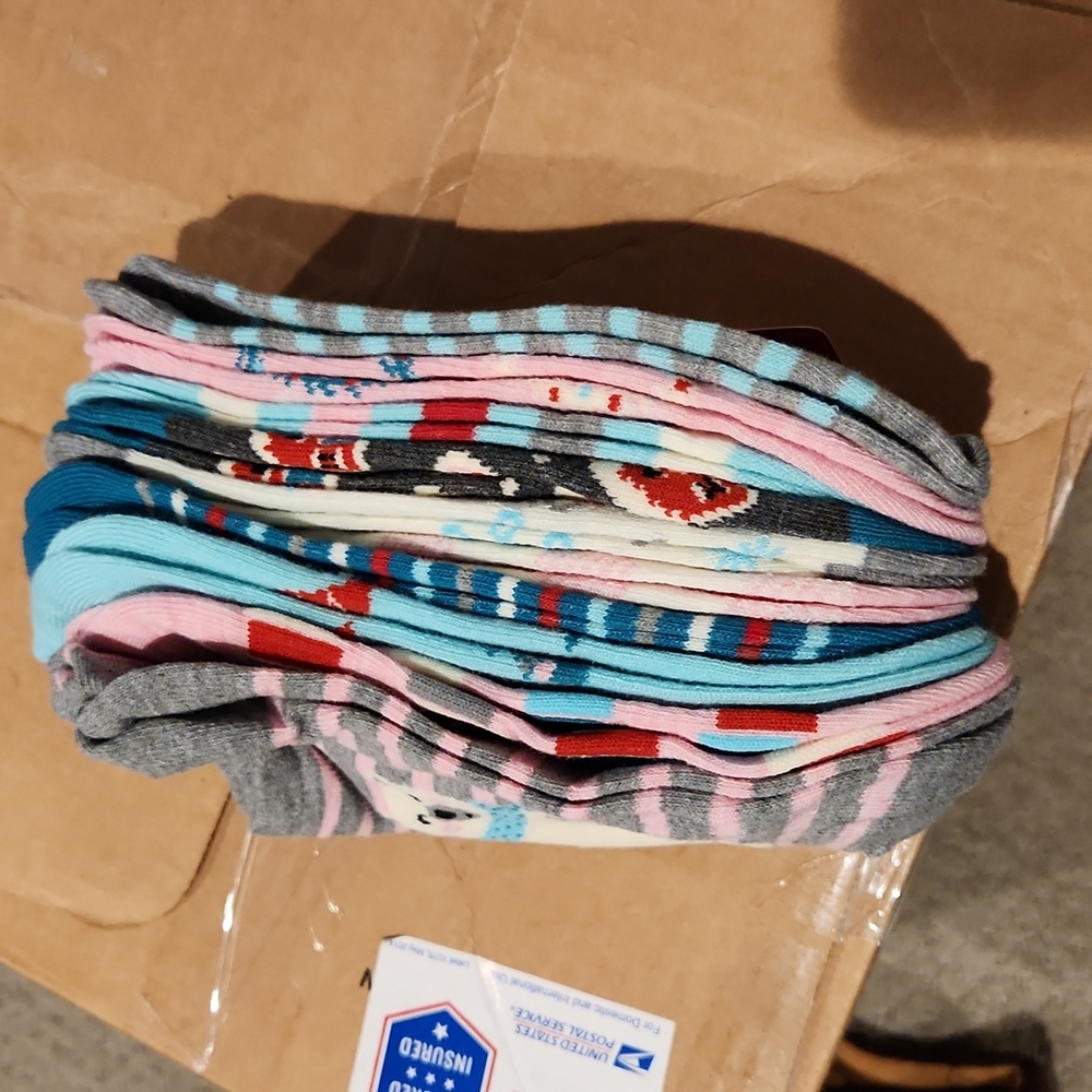 NEW Socks 10 pack of no show. Ladies NEW WITH TAGS